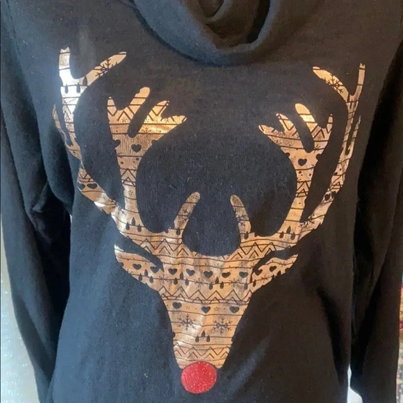 🎄 cute Christmas Rudolph sweater 🎄 - Picture 2 of 7